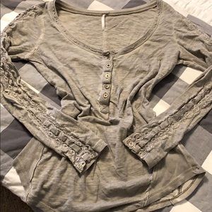 Free People lace armed Henley - grey/tan size M